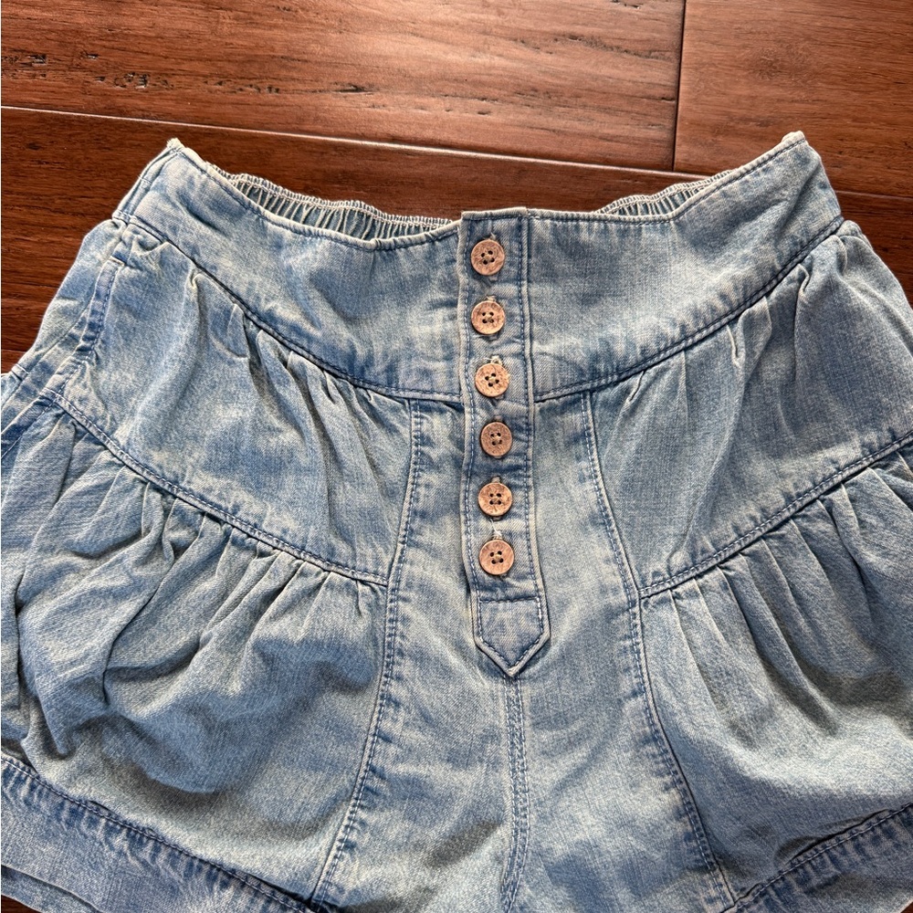 Free People Fleur Denim Shorts, color Belle Blue, size S - Picture 5 of 10